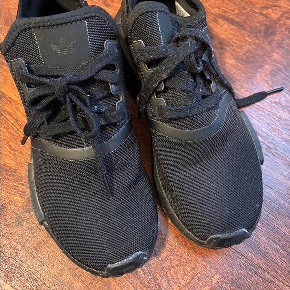 Adidas NMD_R1 Black Sneakers Womens 7 Tennis Shoes Athletic - Picture 3 of 6